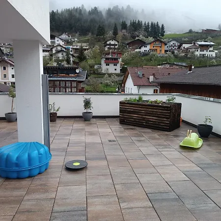 Schoene Aussicht *